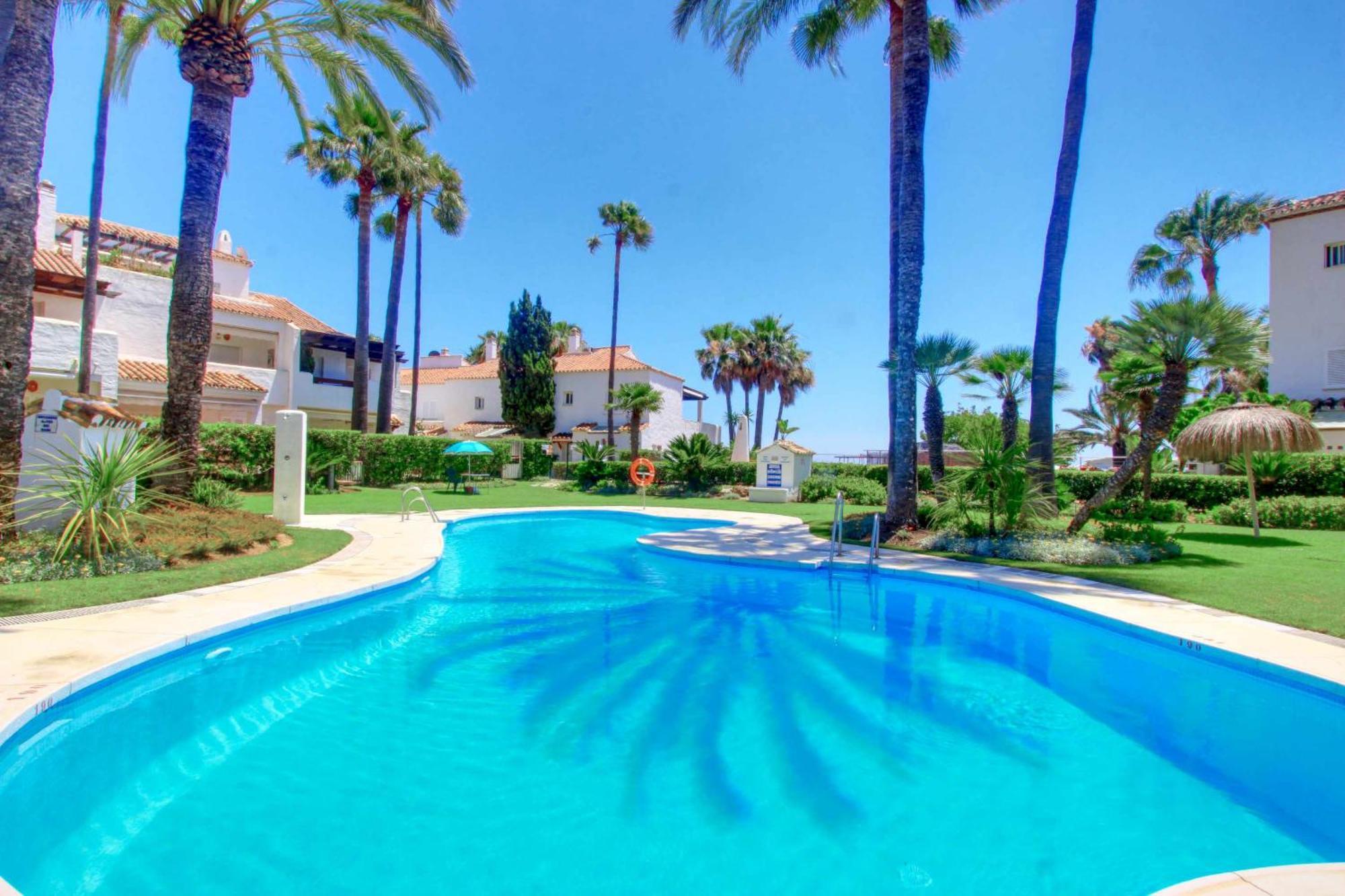 1176 Beach Front 2 Pools Bahia Marbella Eksteriør bilde